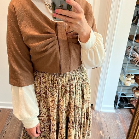 Mignon Brown Cropped Blazer - Picture 3 of 10